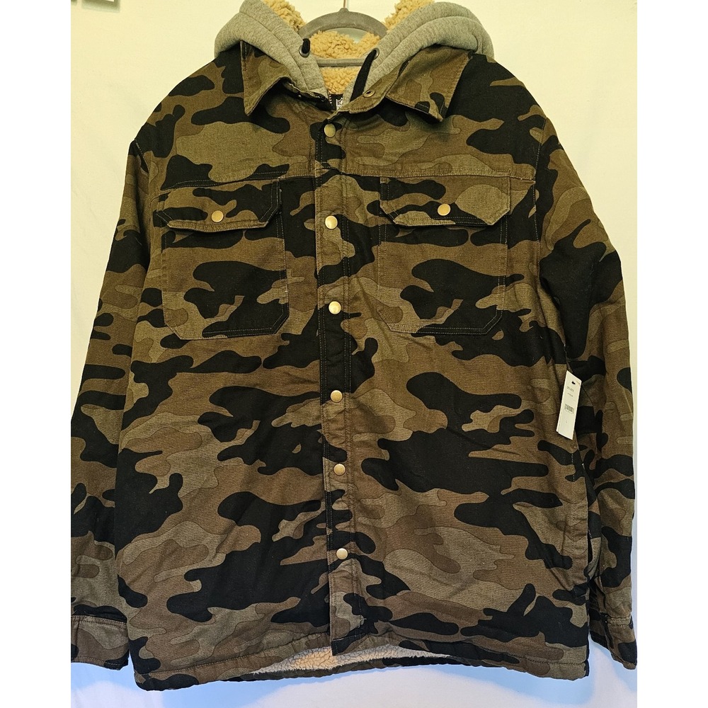 Darius Rucker NFL Collab Camo Hooded Jacket Pittsburgh Steelers Sherpa Jacket